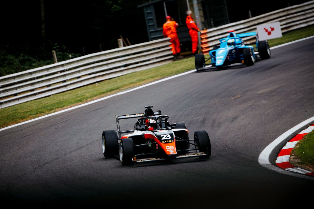 Udfordrende GB4-weekend for Luca Magnussen
(Foto: Fortec Motorsports)